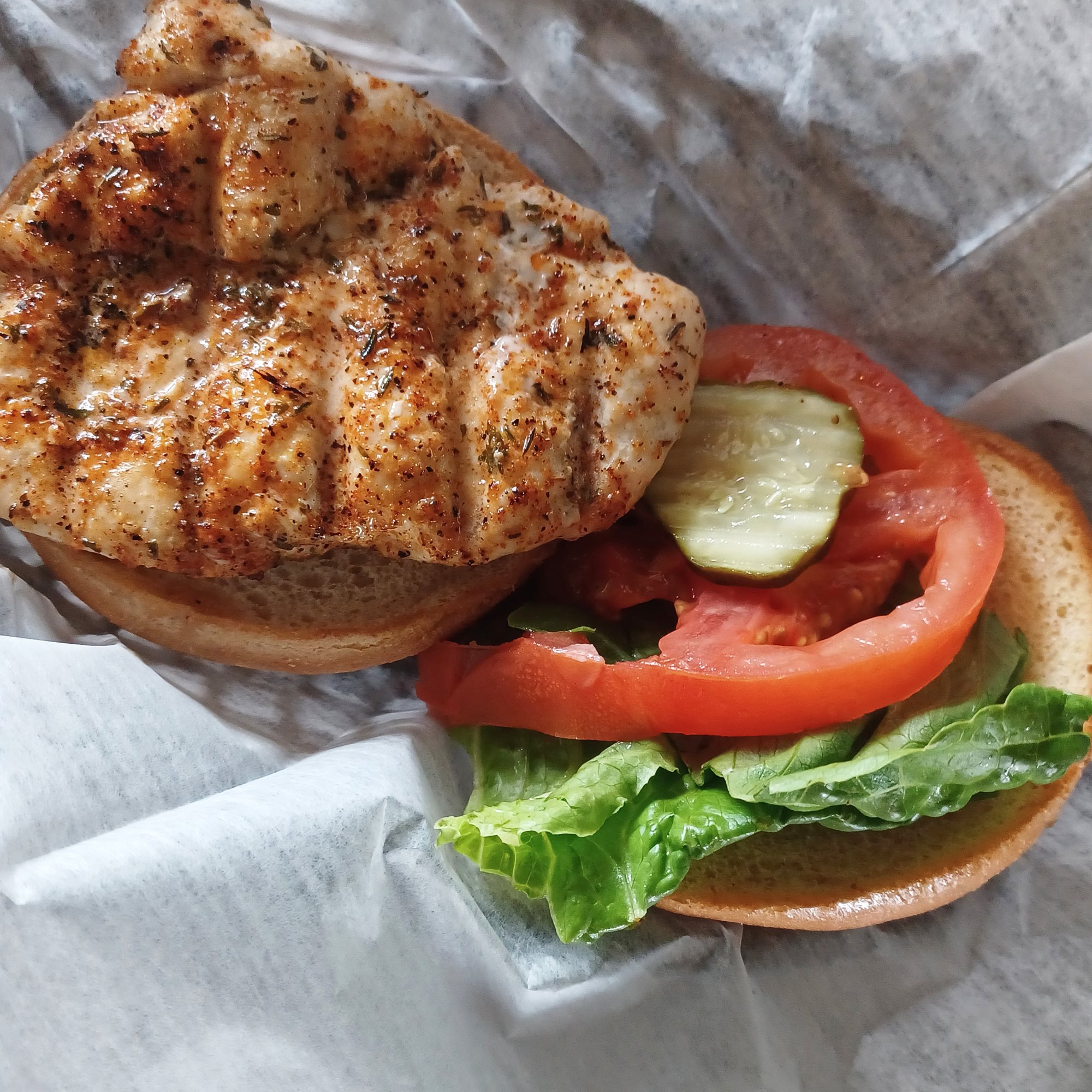 Grill-Colonel Loudon Chicken Sandwich-1