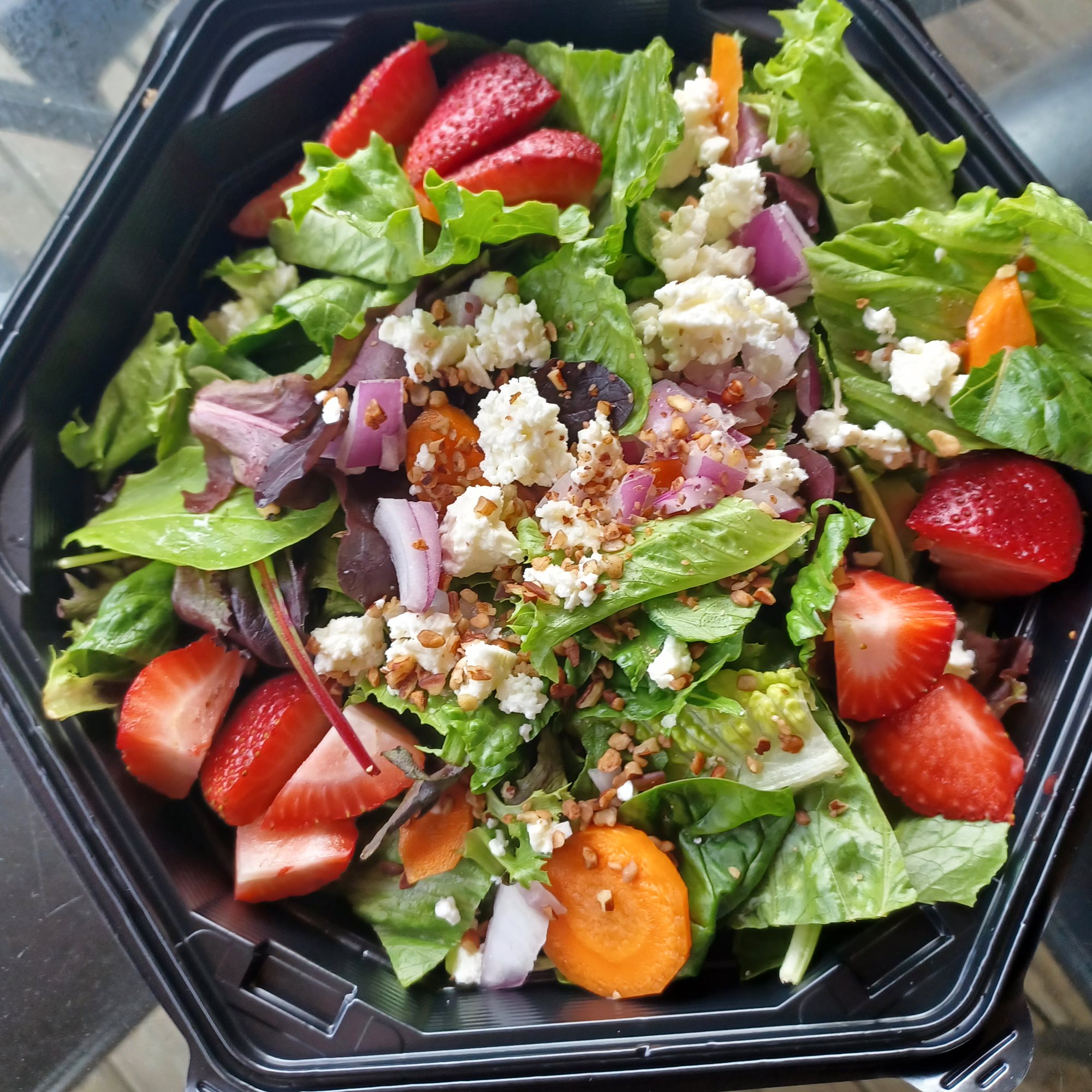 Grill-Strawberry Pecan Salad-cropped
